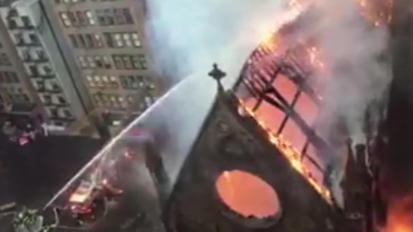 new york church fire vo es_00003509.jpg