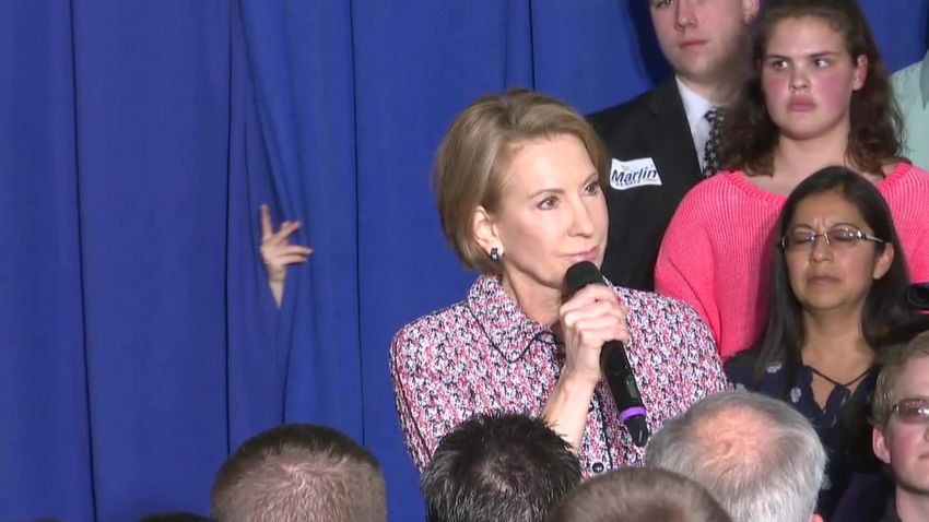 carly fiorina slips on stage indiana_00000000.jpg