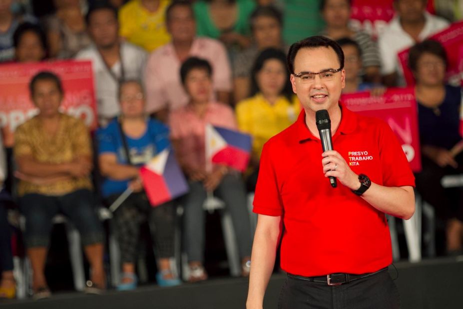 Alan Peter Cayetano comes from a well-known political family and is the third Cayetano to join Congress. He was good friends with Bongbong Marcos but the latter has mentioned that since the campaign started, the two have not talked. 