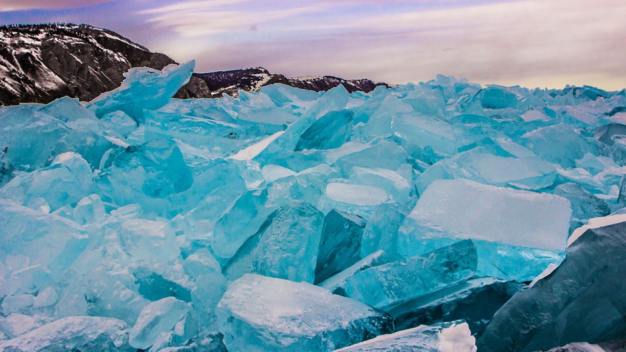 Deep blue: Baikal's bizarre ice (photo courtesy: BaikalNature.com)