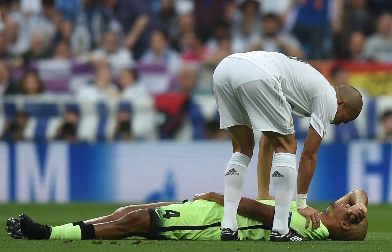 City's evening got off to the worst possible start when captain Vincent Kompany was forced off with injury. The defender limped off after just 10 minutes.
