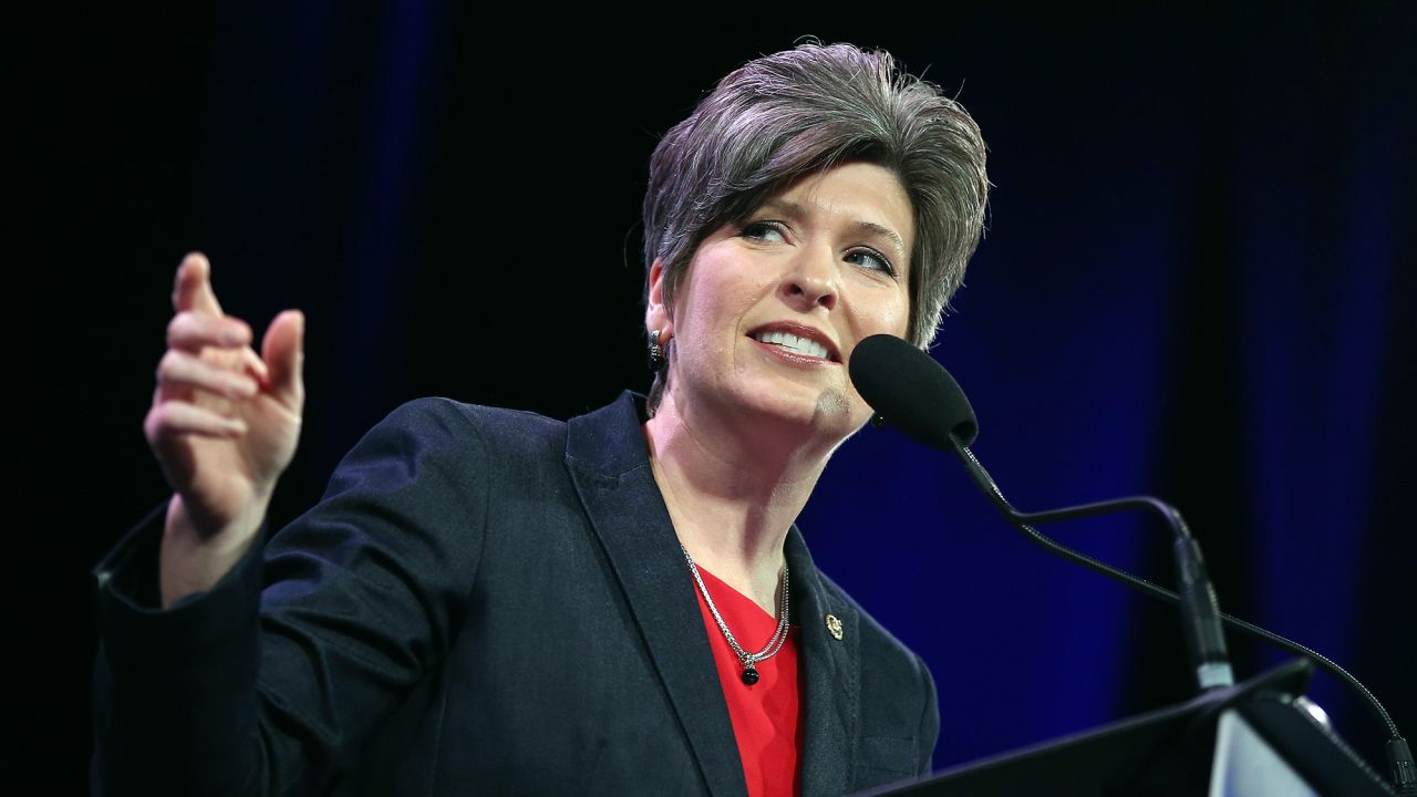 DES MOINES, IA - JANUARY 24:  U.S. Sen. Joni Ernst (R-IA) speaks to guests  at the Iowa Freedom Summit on January 24, 2015 in Des Moines, Iowa. The summit is hosting a group of potential 2016 Republican presidential candidates to discuss core conservative principles ahead of the January 2016 Iowa Caucuses.  (Photo by Scott Olson/Getty Images)