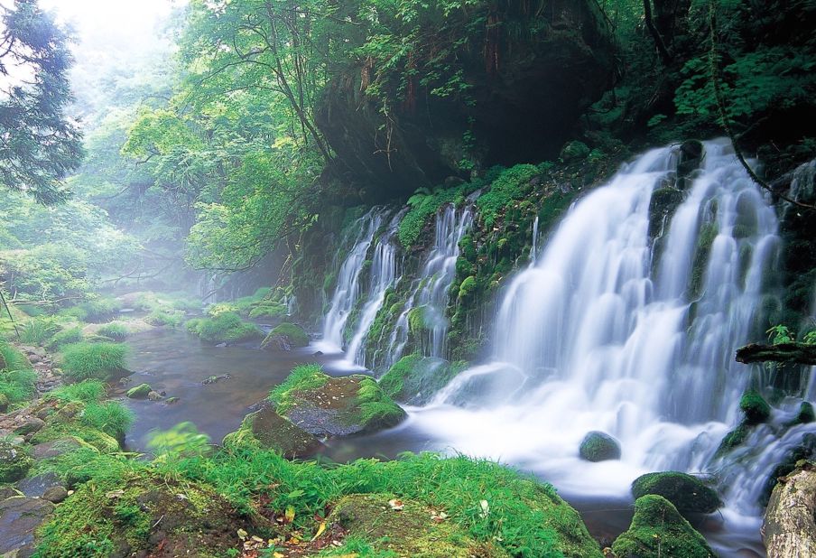 <strong>Mototaki Waterfall (Akita): </strong>This pretty waterfall, fed by year-round snow on Mount Chokai, remains chilly even during the warmer seasons. It's in Akita prefecture in Japan's Tohoku region. 