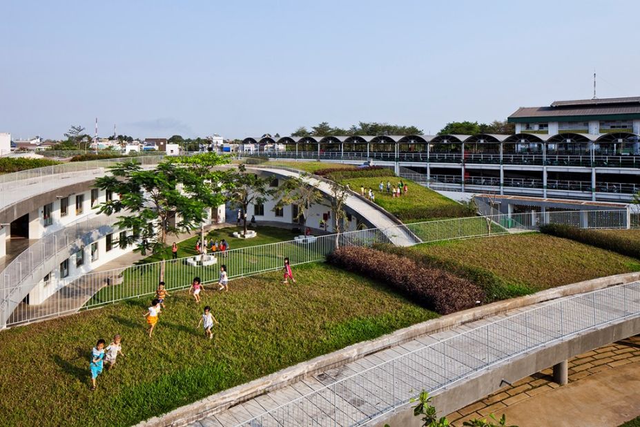 Farming Kindergarten. Vo Trong Nghia Architects. 2013, Bien Hoa City, Vietnam. (Photo: Hiroyuki Oki)