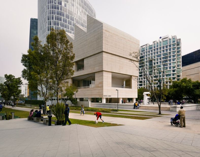 Museo Jumex. David Chipperfield Architects with Taller Abierto de Arquitectura y Urbanismo (TAAU). 2013, Mexico City, Mexico. (Photo: Simon Menges)