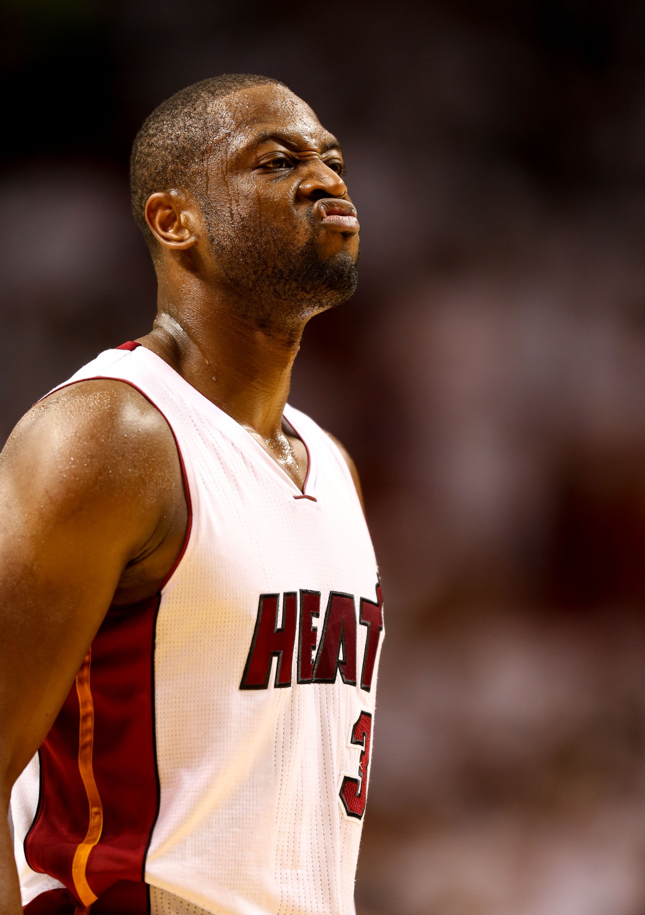 Miami Heat Set to Retire Dwyane Wade's No. 3 Jersey This Weekend – NBC 6  South Florida
