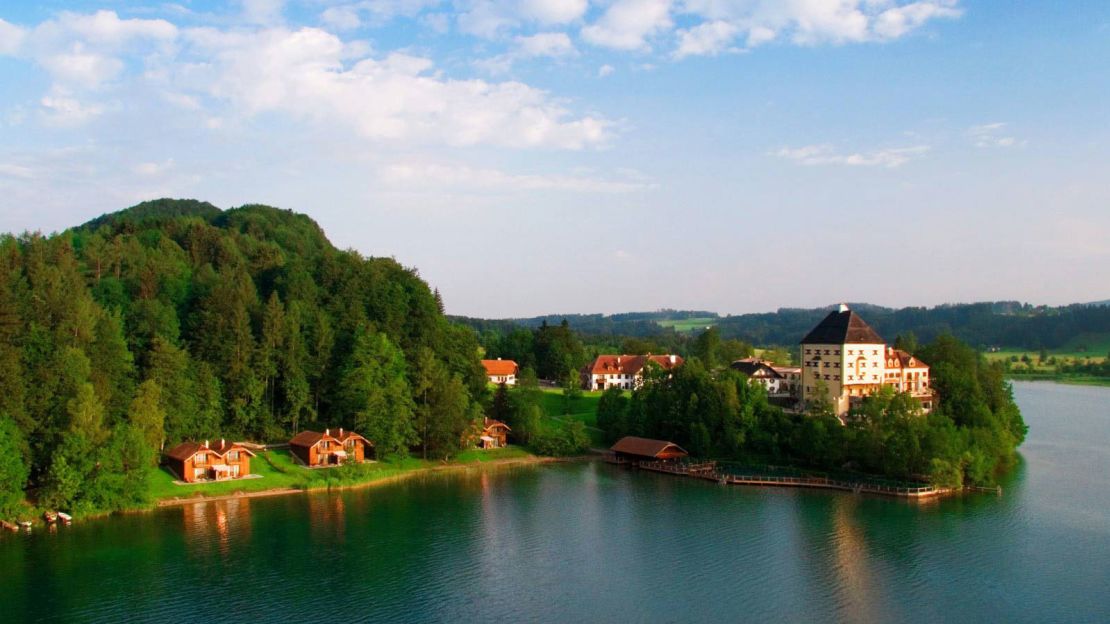 Lakeside leisure: Schloss Fuschl. 