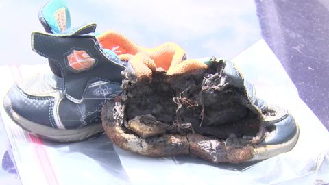 light up shoes car fire pkg_00004403.jpg
