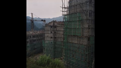 Buildings are under construction in Leishan, a developed area of Guizhou.