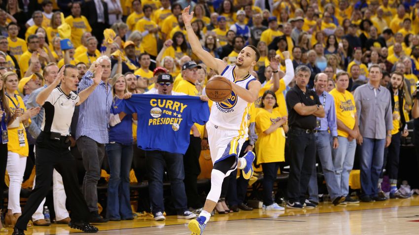 OAKLAND, CA - MAY 11:  Stephen Curry #30 of the Golden State Warriors runs down court during the finals seconds of their win over the Portland Trail Blazers in Game Five of the Western Conference Semifinals during the 2016 NBA Playoffs on May 11, 2016 at Oracle Arena in Oakland, California.  NOTE TO USER: User expressly acknowledges and agrees that, by downloading and or using this photograph, User is consenting to the terms and conditions of the Getty Images License Agreement.  (Photo by Ezra Shaw/Getty Images)