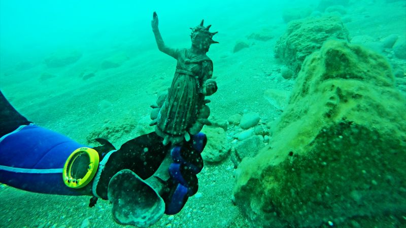 Divers Discover Ancient Roman Treasure Trove In Wreck | CNN