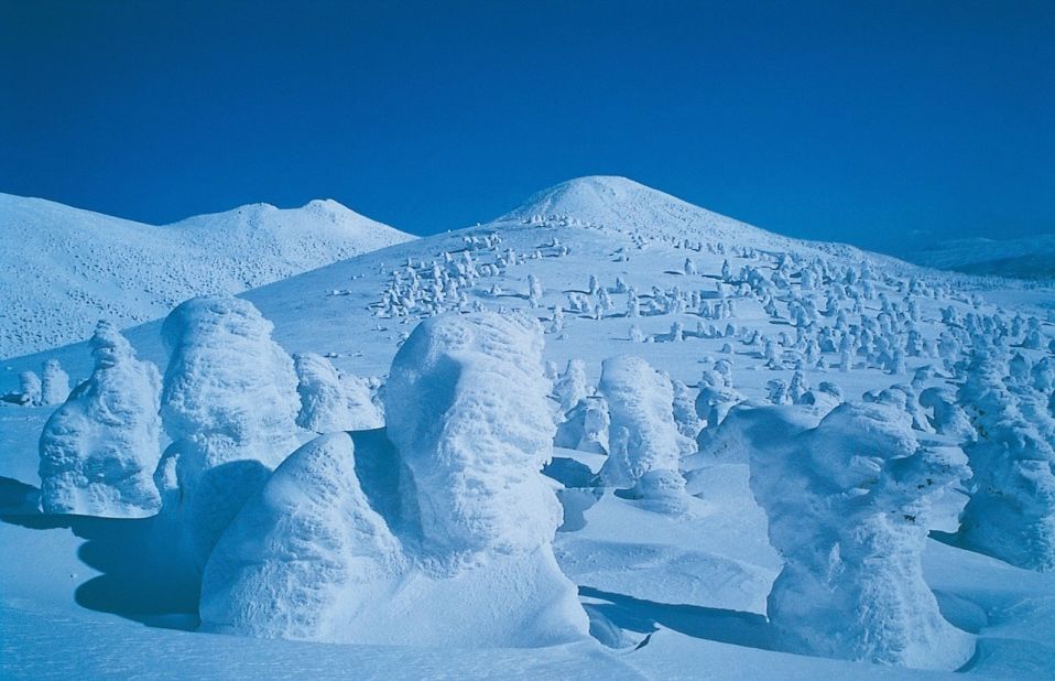 <strong>Hakkoda Mountains (Aomori prefecture):</strong> Yamagata obviously doesn't have a monopoly on snow monsters. Sixteen mountains make up Aomori's Hakkoda range, of which Mount Odake is the main peak.