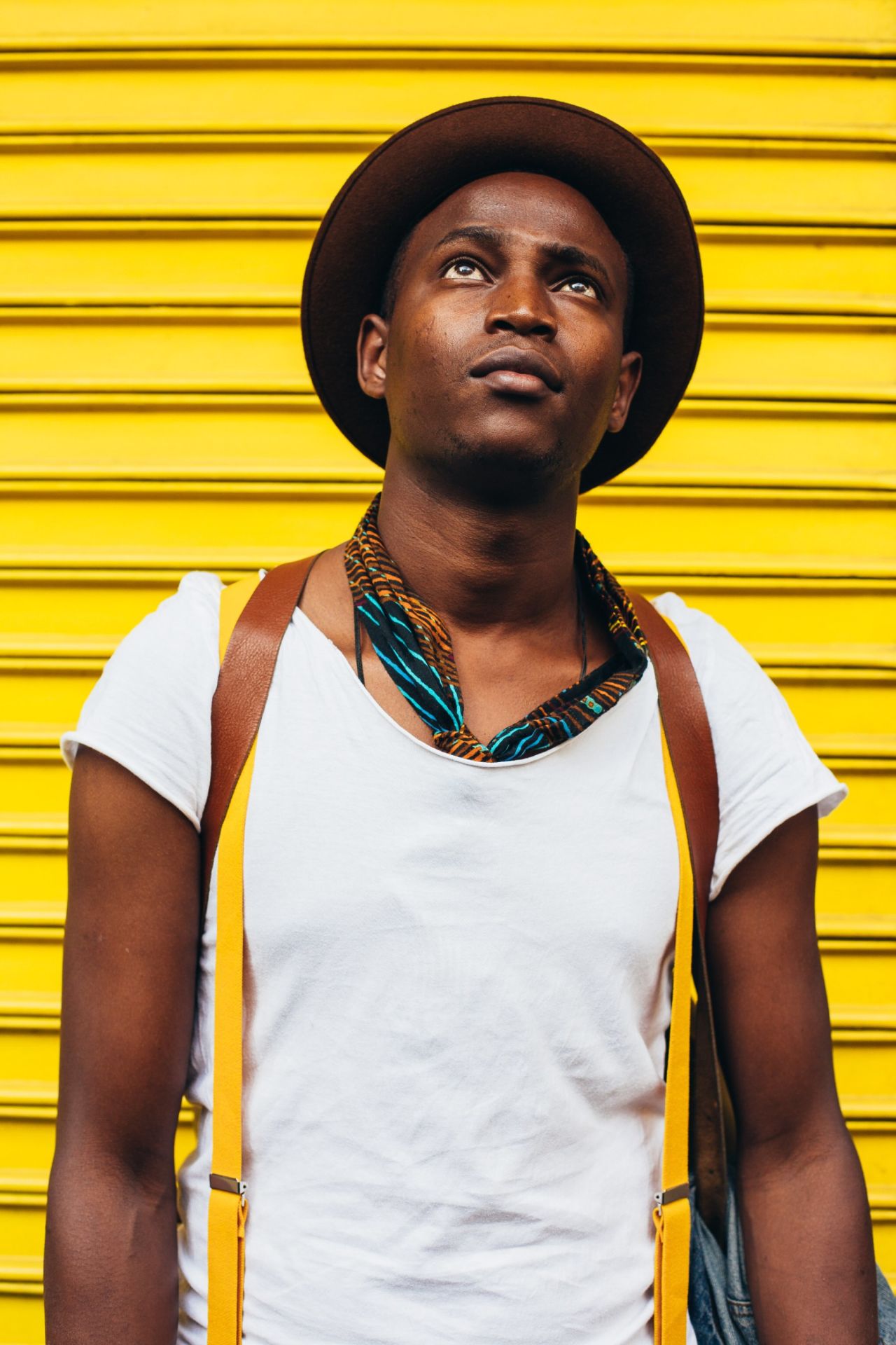  Kiongera Ndugire is a stylist and freelance model working in Nairobi. He often tweets on the latest fashion shows.