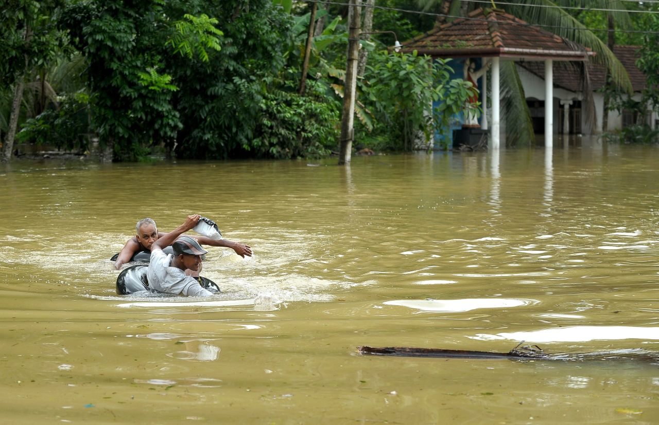 The worst hit was the northern town of Kilinochchi, which recorded a rainfall of 372 mm during the 24 hours ending Tuesday, a quarter of what it usually receives every year.<br /><br /> 