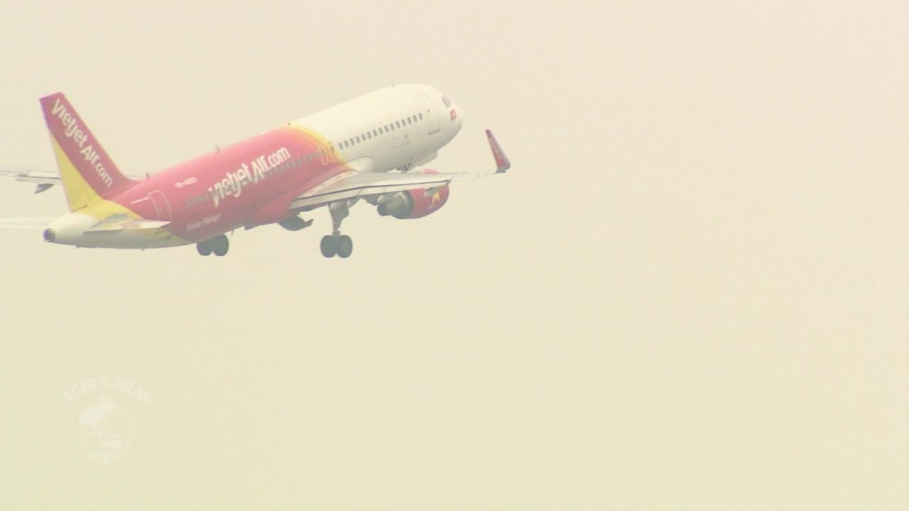 road to asean vietnam vietjet pkg lu stout_00010503.jpg