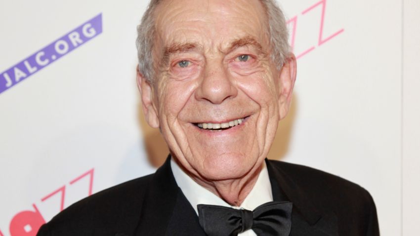 60 Minutes correspondent Morley Safer attends the Paul Simon Songbook to Benefit Jazz at Lincoln Center gala concert & dinner at Frederick P. Rose Hall, Jazz at Lincoln Center on April 18, 2012 in New York City.