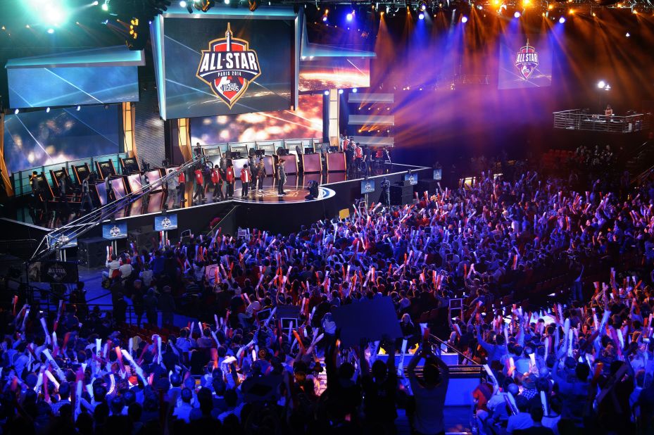 How to be an esports star without going pro, playing games like