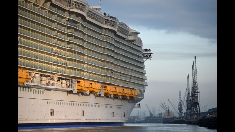 The world's biggest cruise ship, <a href="http://www.cnn.com/2016/05/19/travel/harmony-of-the-seas-worlds-biggest-cruise-ship/" target="_blank">the Harmony of the Seas,</a> arrives in Southampton, England, on Tuesday, May 17. <a href="http://www.cnn.com/2016/05/13/world/gallery/week-in-photos-0513/index.html" target="_blank">See last week in 36 photos</a>