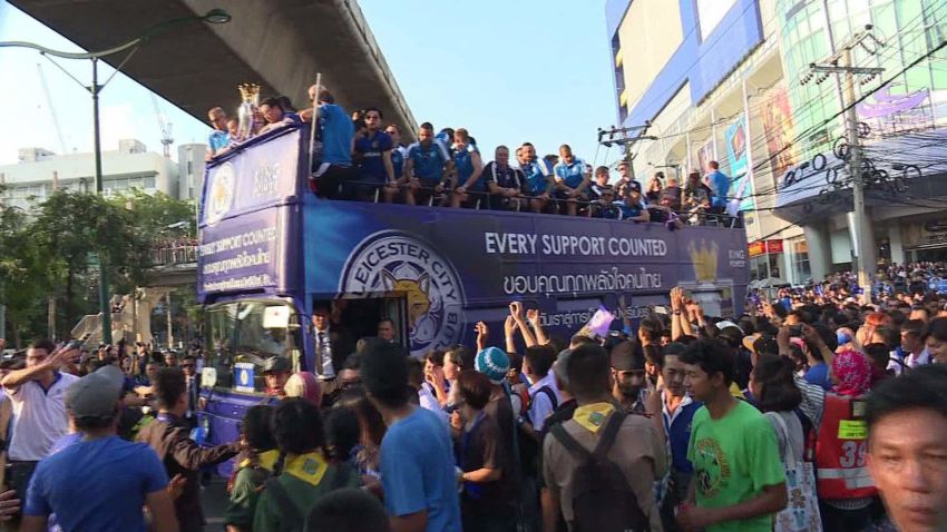 bangkok leicester city football club parade mohsin lklv_00014014.jpg