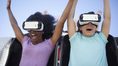Virtual reality will make guests feel like Superman in <a href="https://www.sixflags.com/newengland" target="_blank" target="_blank">Superman the Ride,</a> flying 20 stories into the air and dropping at 77 miles per hour, at Six Flags New England.
