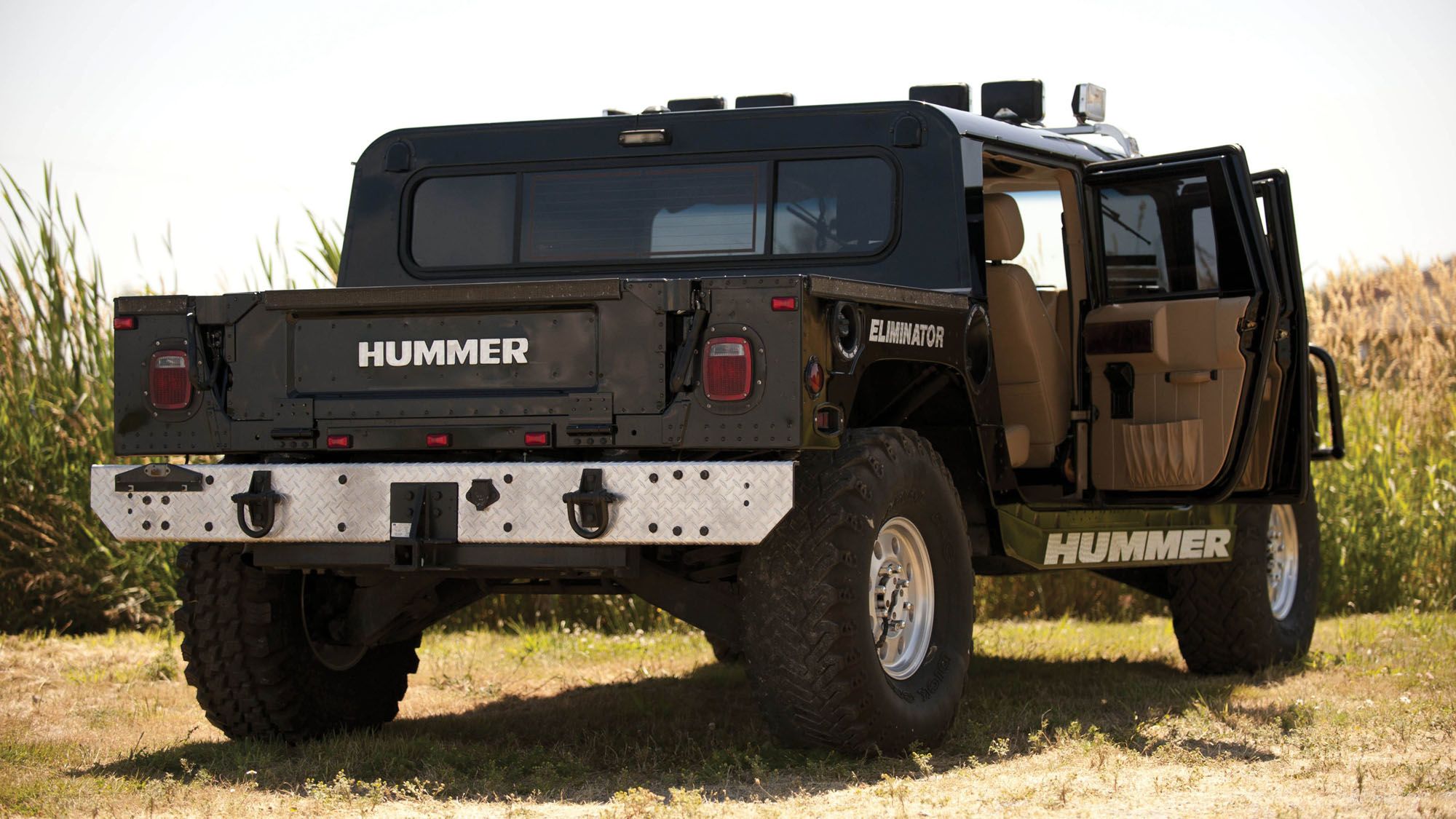 Tupac's 1996 Hummer sells for nearly $340G — three times the expected  auction price – New York Daily News