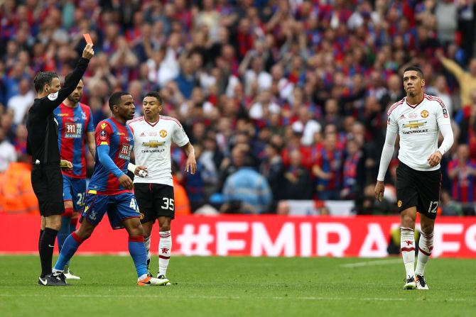 The game seemed to turn in Palace's favor as Chris Smalling received a second yellow card and his marching orders in extra time. 