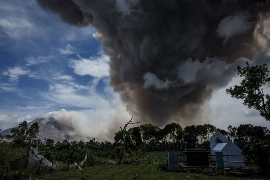 More than 75% of Indonesians live within 39 kilometers (62 miles) of volcanoes that have had some activity during the last century, according to the U.S. Geological Survey. 