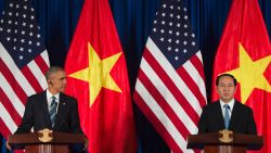 US President Barack Obama and Vietnamese President Tran Dai Quang speak during a joint press conference in Hanoi on May 23, 2016.
Barack Obama praised "strengthening ties" between the United States and Vietnam at the start of a landmark visit May 23, as the former wartime foes deepen trade links and share concerns over Chinese actions in disputed seas. / AFP / JIM WATSON        (Photo credit should read JIM WATSON/AFP/Getty Images)