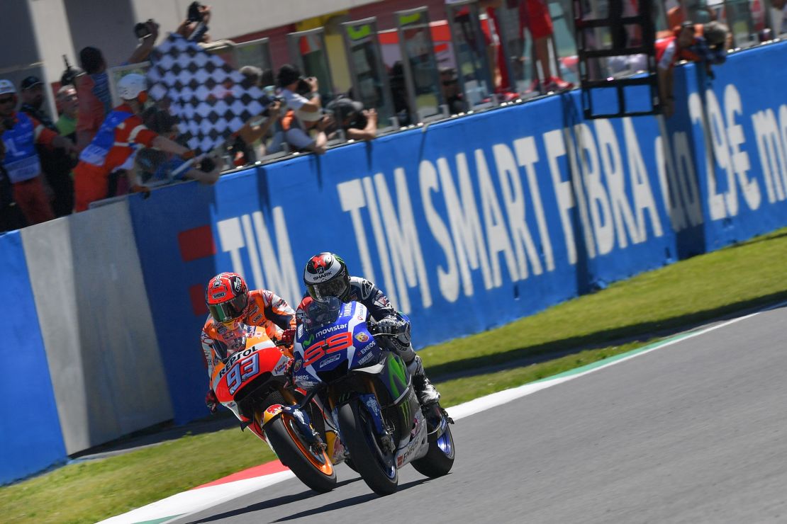 Cat and Mouse: Lorenzo and Marquez exchanged places at the front on the final lap