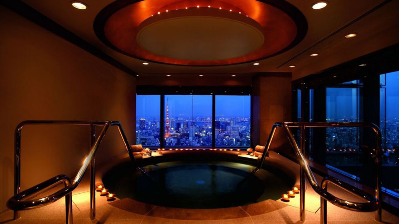Ritz-Carlton Tokyo: 12 swish stories.