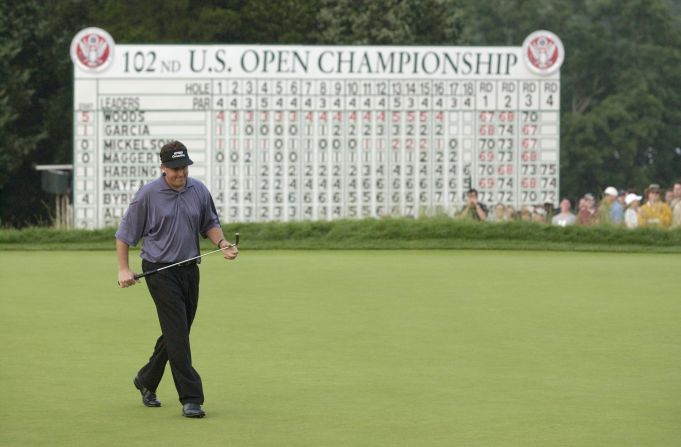 In 2002, the left-hander put up a decent fight in front of a boisterous New York crowd, but with a four-shot deficit going into the final round Mickelson couldn't quite catch Tiger Woods, who won his eighth major by three shots at Bethpage Black on Long Island. 