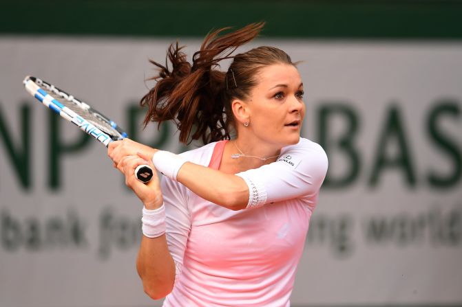 Women's second-seed Agnieszka Radwanska, who lost in the first round last year, had no trouble dispatching Bojana Jovanovski 6-0 6-2. 