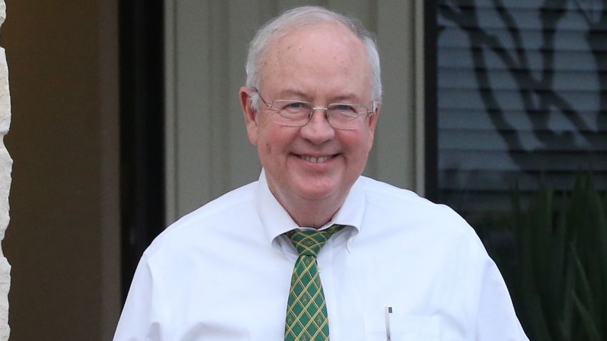 Baylor President Ken Starr leaves a terminal at a Waco airport Wednesday, May, 25, 2016, in Waco, Texas. Baylor University officials say regents are still reviewing an investigation into how the Texas school handled reports of rape and assault by football players and expect to announce any actions by June 3, 2016. (Rod Aydelotte/Waco Tribune Herald, via AP) MANDATORY CREDIT