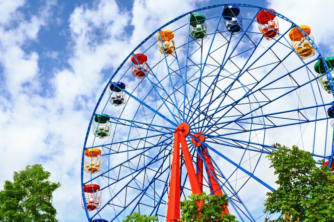 The world's 25 most popular amusement and theme parks attracted more than 235 million visitors last year,<a href="index.php?page=&url=http%3A%2F%2Fwww.aecom.com%2Fdocuments%2Ftheme-index%2F" target="_blank" target="_blank"> according to a new report. </a>Coming in 25th place was Songcheng Lijiang Romance Park in Lijiang, China. Click through to see the rest of the top 25 spots.