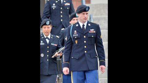 US Army Sgt. Bowe Bergdahl leaves the Ft. Bragg military courthouse with his legal team after a pretrial hearing in Ft. Bragg, North Carolina. (Photo by Sara D. Davis/Getty Images)