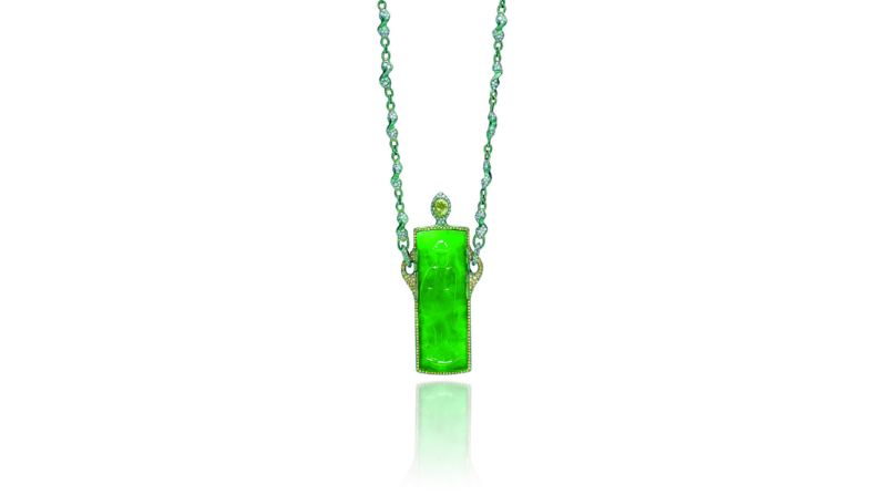 <a href="http://edition.cnn.com/2015/09/03/luxury/gallery/11000-diamonds-wallace-chan/">Wallace Chan</a> multi-gem 'eternal joy' pendant (Sold: $967,783)