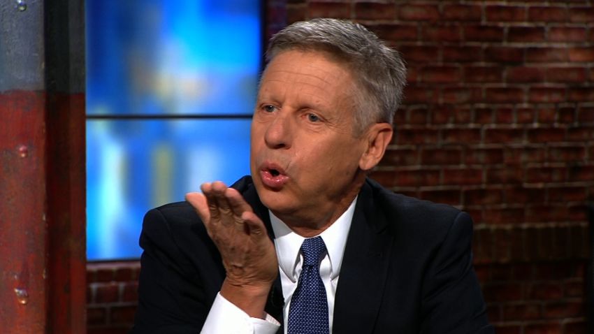 gary johnson libertarian donald trump border wall racist kiss sot_00005509.jpg