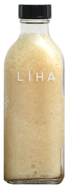 Liha's Idan oil is made with natural cold pressed coconut oil and infused with a Tuberose flower, and is used to moisturize the skin.  
