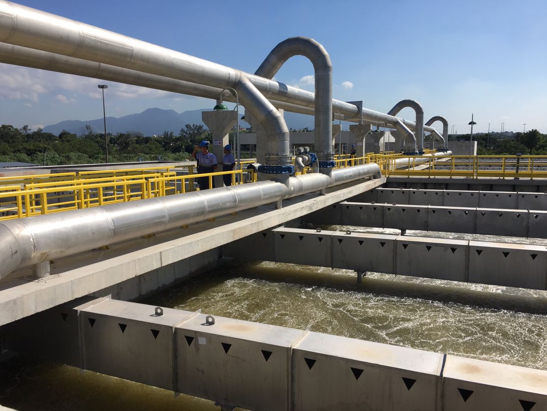 A new sewage treatment opened last week will provide services to several hundred thousand Rio residents.