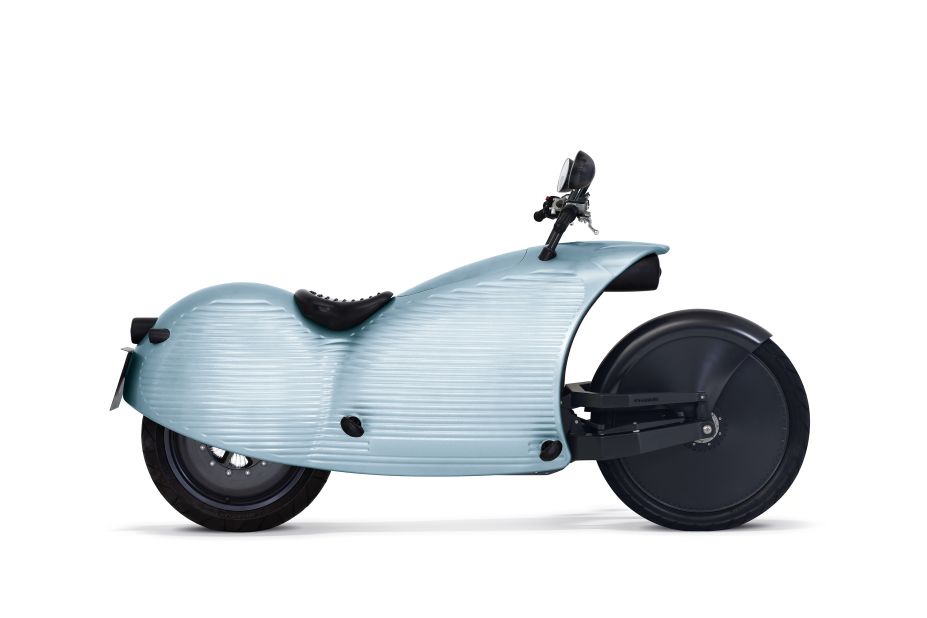The €25,000 ($28,500) e-motorcycle boasts a range of 200 kilometers (125 miles) and integrates the electric motor and controller into the rear wheel.  