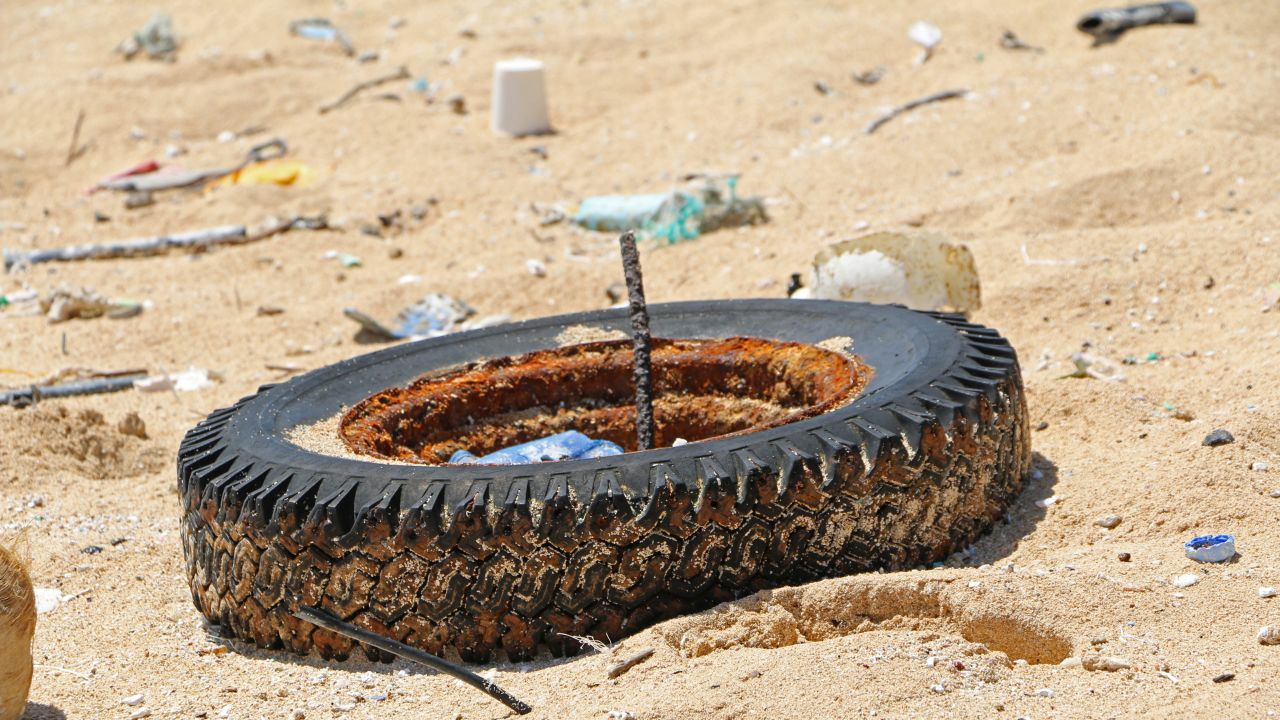 It's not just small bits of plastic making its way to Hawaii's coast. Large items like tires, buoys and even abandoned fishing boats are showing up onshore.