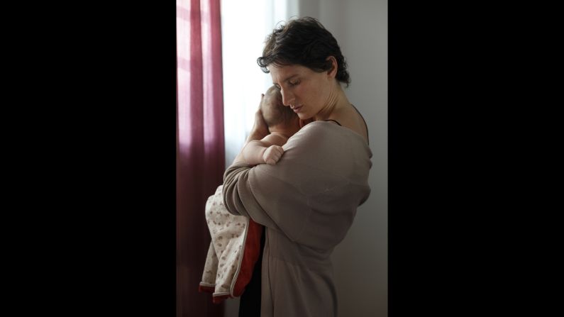 Cesari wants people to see the amazing strength of these women. However tired, worried or shy they felt, what they communicated was pride and confidence. Pictured here are Kira and Jan.