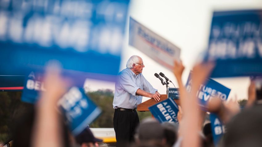 FAIRFIELD, CA - JUNE 03: Democratic presidential candidate, U.S. Sen. Bernie Sanders (D-VT) speaks during a campaign rally at Cloverdale Municipal Airport on June 3, 2016 in Cloverdale, California. Five States including California will hold the final Super Tuesday primaries next week. (Photo by Ramin Talaie/Getty Images)