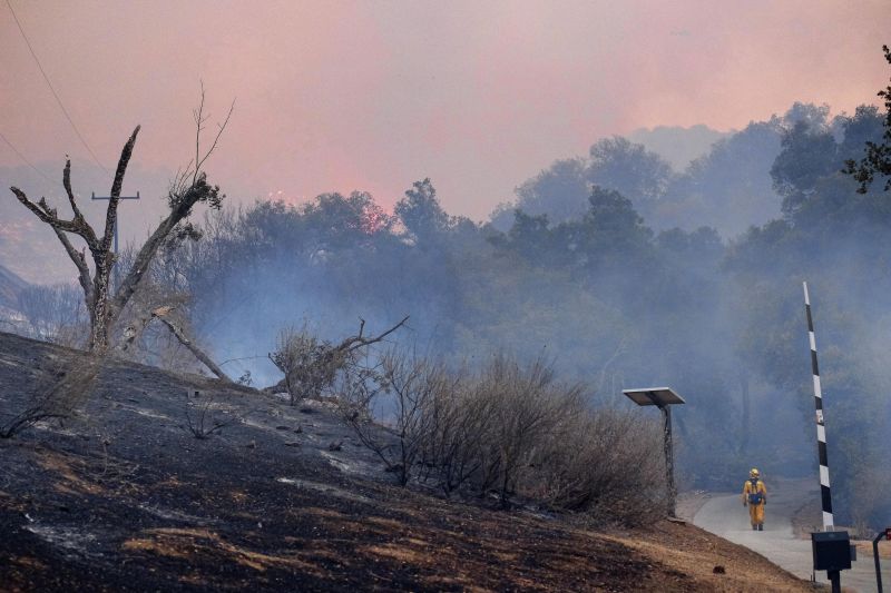 Calabasas Wildfire | CNN