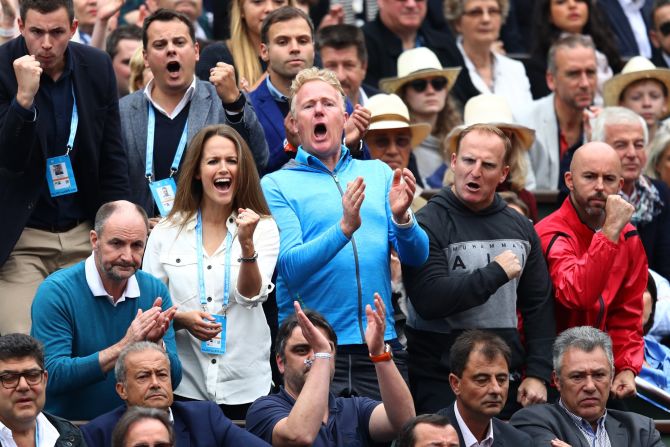 Cheered on by wife Kim Sears and coach Jamie Delgado, the Brit was aiming to win his third grand slam after winning the 2012 U.S. Open and Wimbledon in 2013.