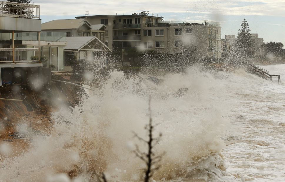 A number of multi-million dollar homes on Sydney's Collaroy Beach had to be evacuated and many are now close to collapse. 