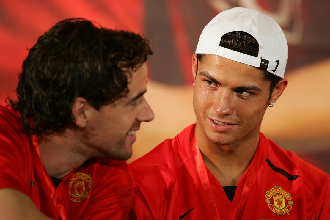 Hargreaves and Ronaldo played together at Manchester United.