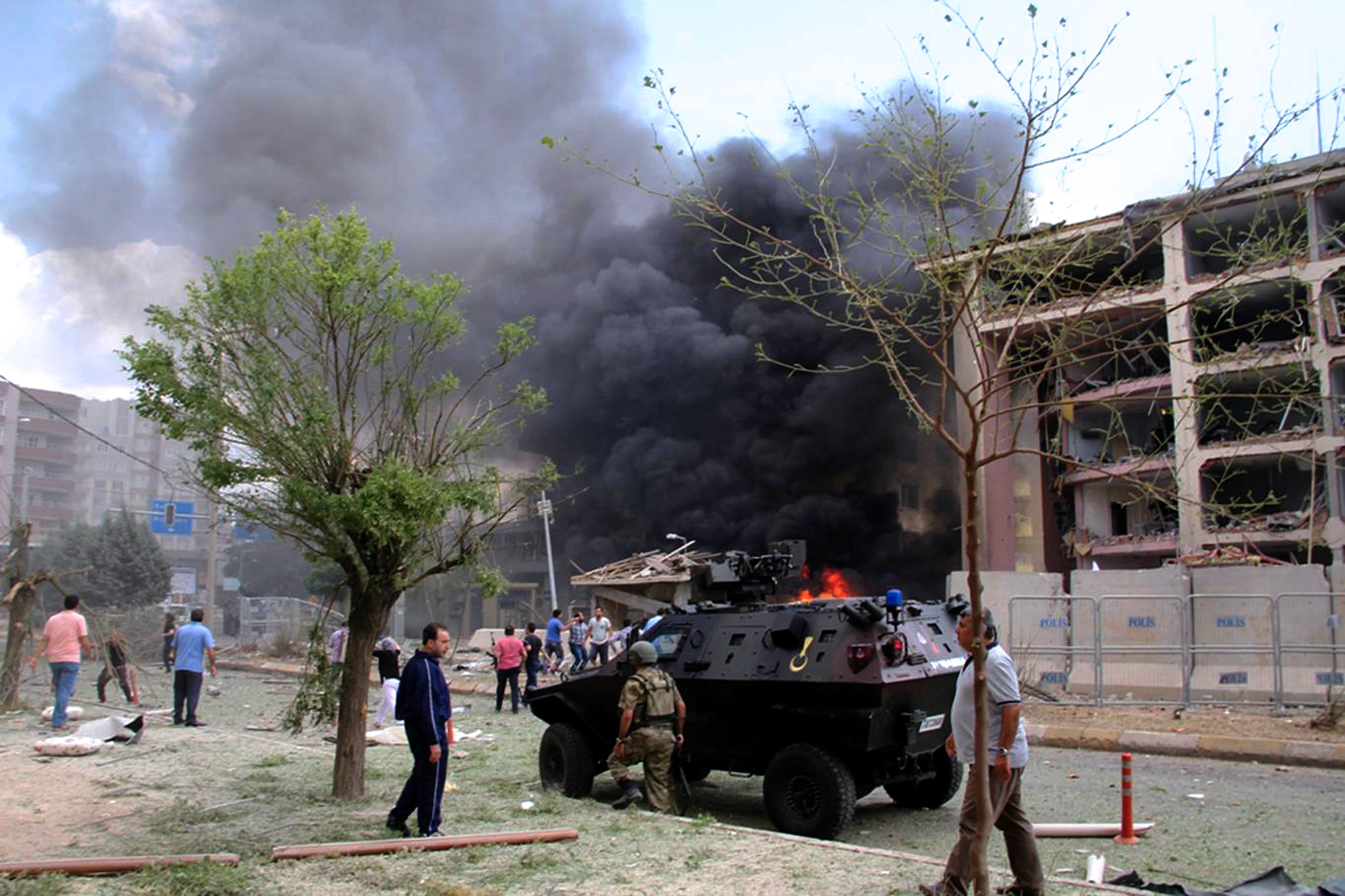 4000px x 2665px - Midyat car bomb attack: 3 killed in Turkey | CNN
