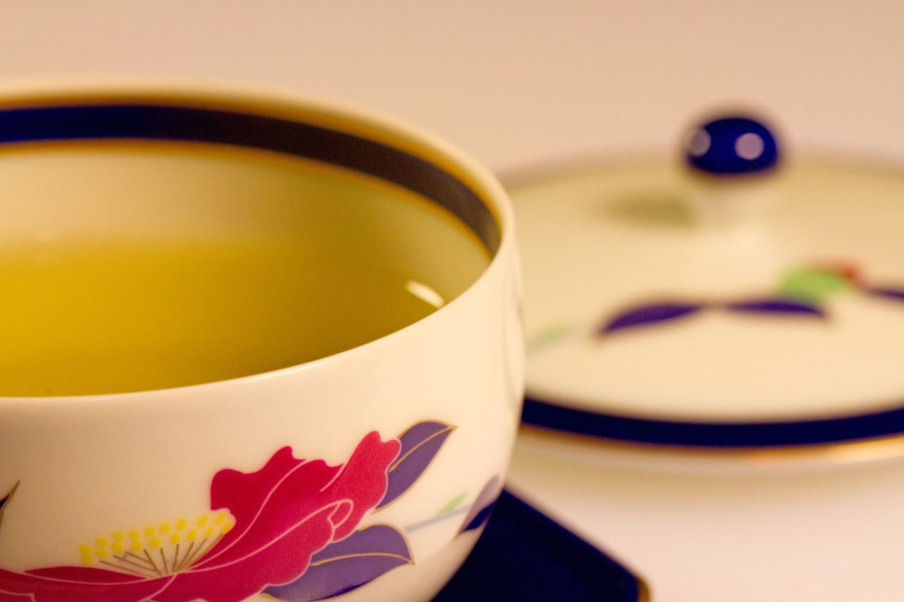 Compounds found in green tea may enhance brain connectivity and even help treat symptoms of dementia and Down syndrome, recent studies have found.
