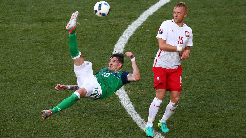 Northern Ireland's Kyle Lafferty attempts an overhead kick.